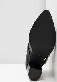 Steve Madden Bottines à talons hauts - black