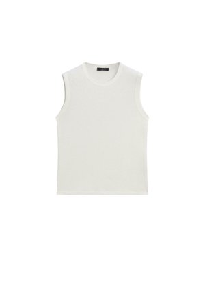 Haut sans manches en tricot blanc avec un col rond et une étiquette noire à l'arrière du col, posé à plat sur un fond blanc.