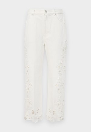 Weiße, verkürzte Hosen mit floralen Cut-Out-Details an den Säumen. Aus einem strukturierten Stoff gefertigt, mit fünf Taschen und einem frontalen Knopfverschluss.