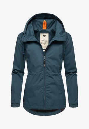 Teal gewatteerde jas met elastische manchetten, verstelbare trekkoord in de taille en contrasterende oranje accenten in de capuchon. Ritsluiting, lichtgewicht materiaal.