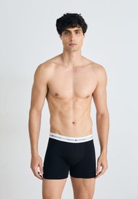 Thumbnail Image 3