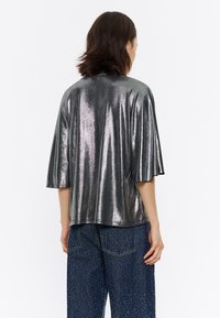 Bimba Y Lola Camiseta estampada - plata