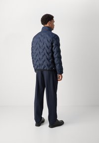Colmar Originals MENS JACKET - Jachetă cu puf - navy blue/ice