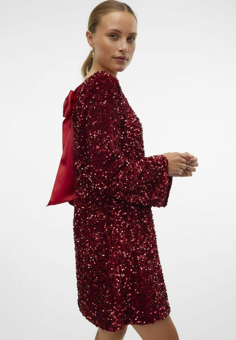 Vero Moda VMLAILA LS SEQUIN BOW EXP - Cocktail dress / Party dress -  scarlet sage/red - Zalando