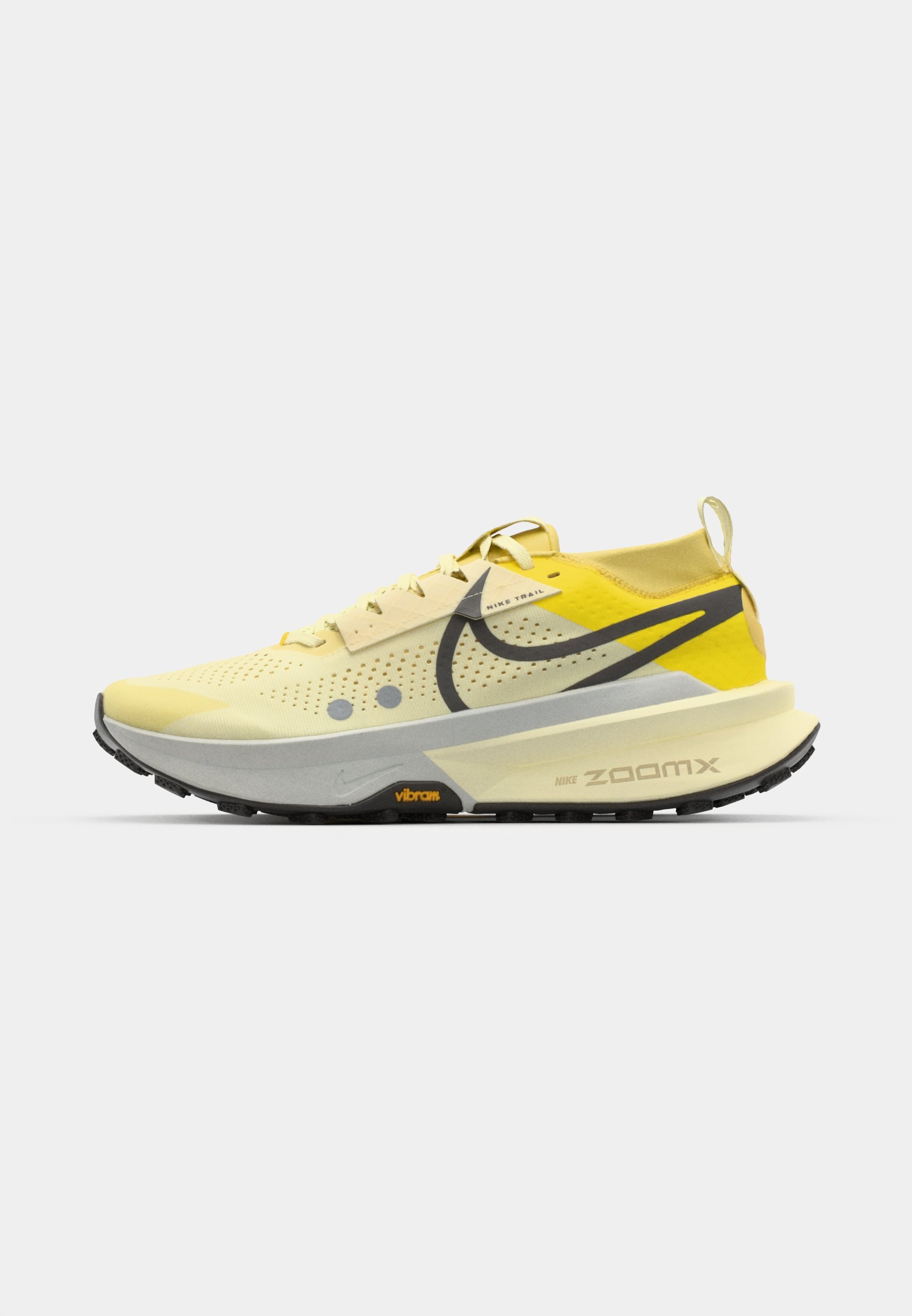 Nike Performance ZEGAMA TRAIL 2 - Trail running shoes - alabaster
