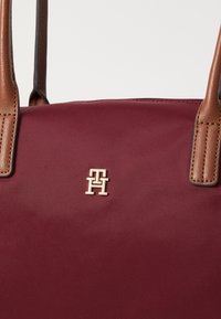Tommy Hilfiger POPETTE - Tote bag - deep rouge