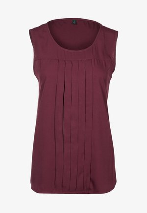Bordeauxrode mouwloze top met verticale plooien, ronde halslijn en gladde stof. Eenvoudig ontwerp zonder extra versieringen.