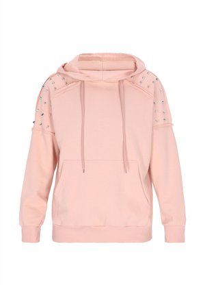 Lys rosa hættejakke lavet af blødt stof, med sølv nitter på skuldrene, en frontlomme og justerbare snore til hætten.