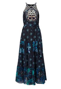 Maxikleid aus marineblauem Stoff, mit aufwendiger mehrfarbiger Stickerei, tailliertem Oberteil, Spaghettiträgern und einem geschichteten Blumenmuster.