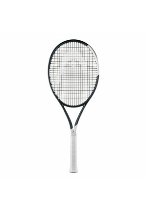 Racchetta da tennis con telaio nero, impugnatura bianca e corde tese mostrata su sfondo bianco.