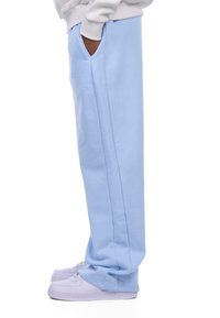 Dropsize OPEN LEG - Jogginghose - babyblue