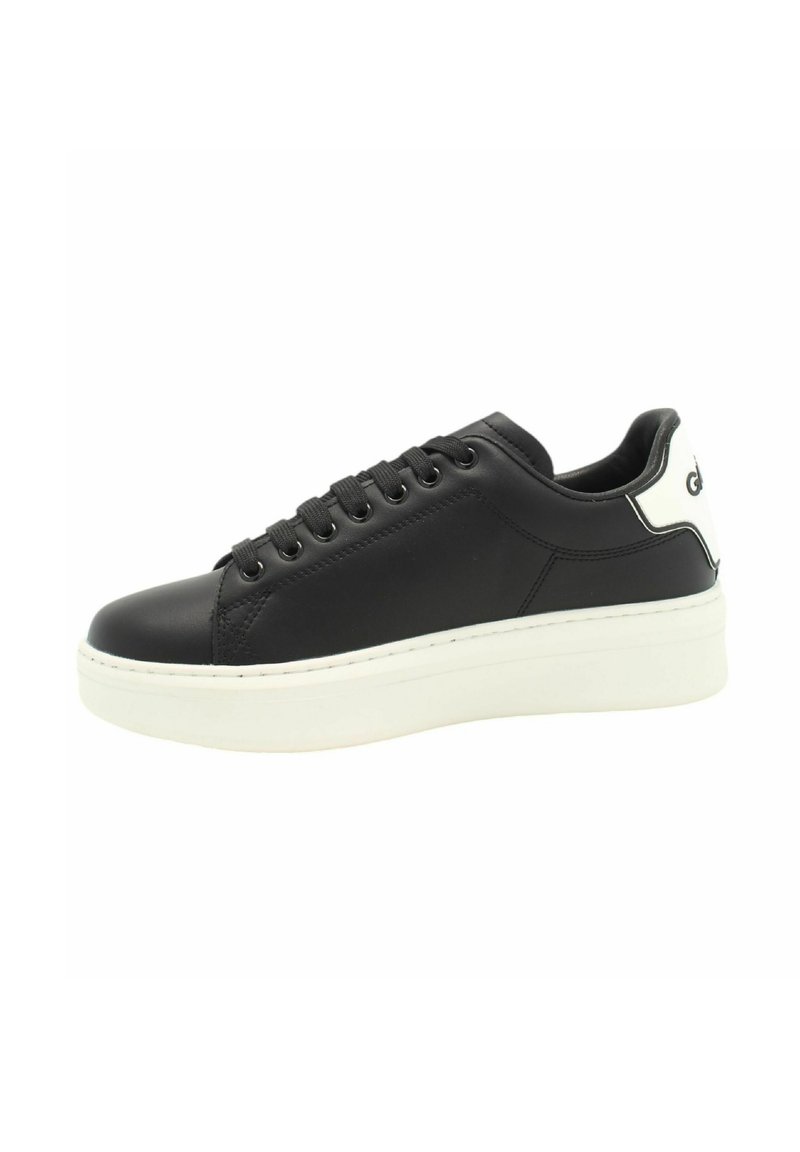GAeLLE Sneakers basse - black