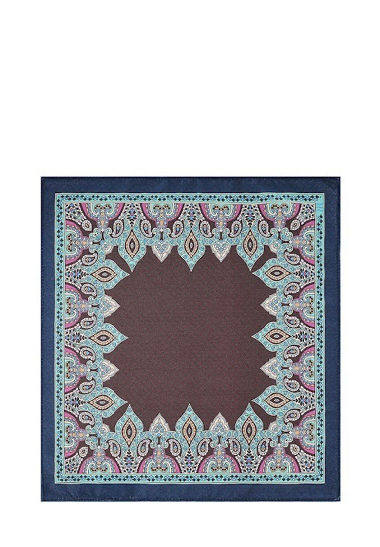 Wzorzysty szal z ciemnobrązowym centrum i misternym wzorem paisley w odcieniach niebieskiego, fioletowego i kremowego na granatowej obrzeży. Materiał jedwabny.