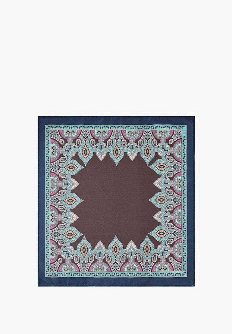 Wzorzysty szal z ciemnobrązowym centrum i misternym wzorem paisley w odcieniach niebieskiego, fioletowego i kremowego na granatowej obrzeży. Materiał jedwabny.
