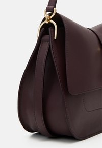 Furla FLOW TOP HANDLE - Borsa a mano - chianti