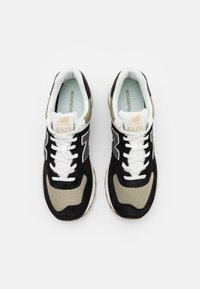 New Balance ML574 UNISEX - Sapatilhas - black