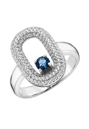 Silberring mit ovalem Design, das einen zentralen blauen Edelstein zeigt, umgeben von kleinen klaren Steinen, glatte Fassung, polierte Oberfläche.