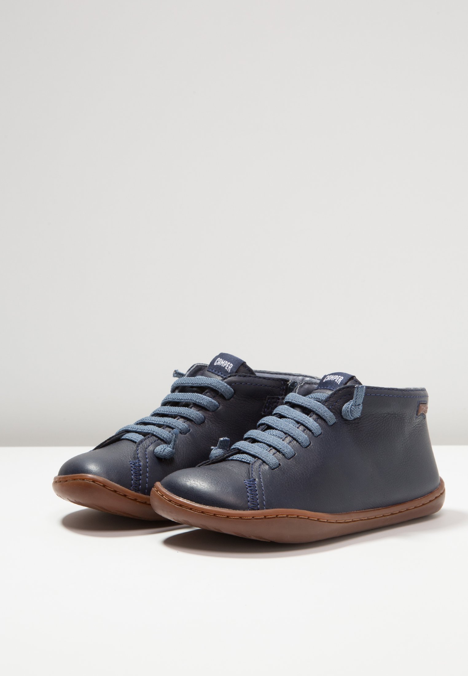 camper peu navy