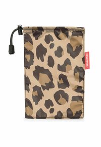 Pochette con stampa leopardata realizzata in tessuto liscio, con chiusura a coulisse. I colori predominanti sono beige, marrone e tonalità più scure di nero.