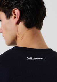 KARL LAGERFELD LOGO - Complementos de playa - black iris