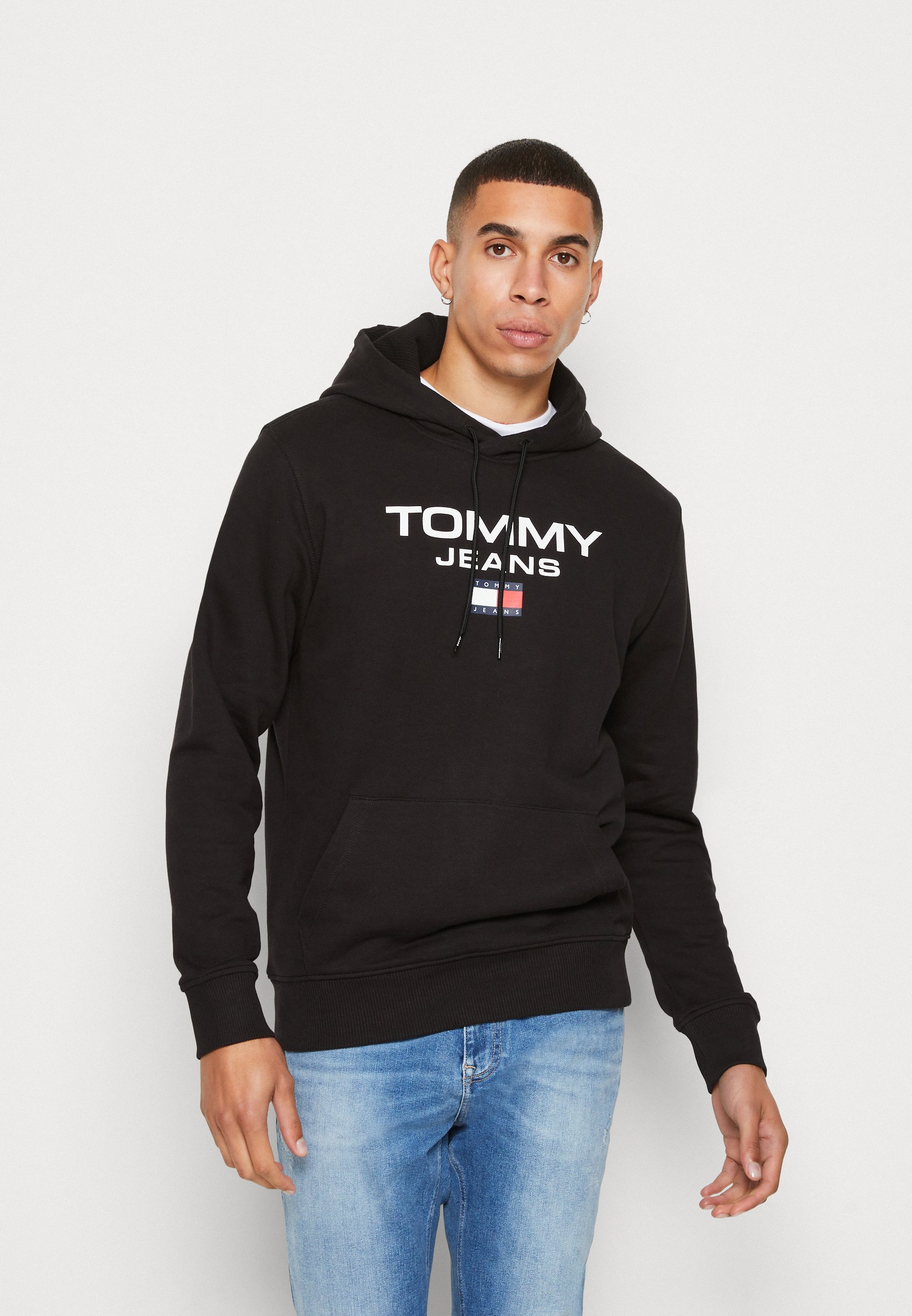 tommy jeans m