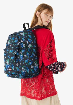 Eastpak, DAY PAK'R PRO DAYPACK 46.5 CM LAPTOPFACH UNISEX - Rygsække - floral bloom black