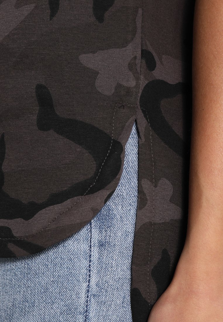Damen CAMO - T-Shirt print Damen CAMO - T-Shirt print
