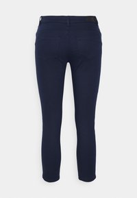 Vero Moda Petite VMHOT SEVEN PUSH PANT - Calças de ganga de corte skinny - navy blazer
