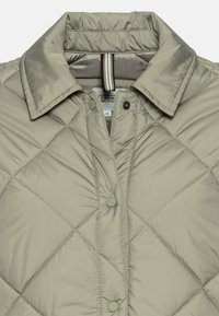camel active Vinterfrakke - green