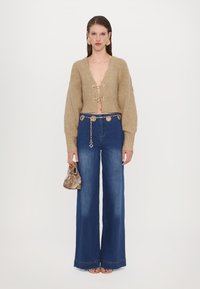 Cult Gaia CASELLA CARDIGAN - Gilet - champagne