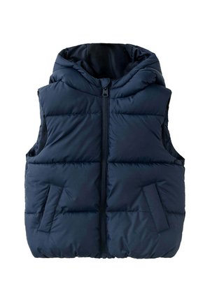 Veste sans manches matelassée bleu marine avec capuche, fermeture éclair à l'avant et deux poches inclinées sur fond blanc.