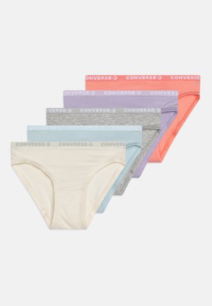 Pet pare ženskih bombažnih hlačk v kremni, svetlo modri, sivi, lilasti in koralni barvi, s pripomočki za elastične pasove z blagovno znamko Converse.
