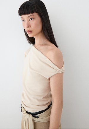 Massimo Dutti ASYMMETRIC DROP SLEEVE TOP - Top - sand