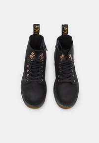 Dr. Martens Botines - black
