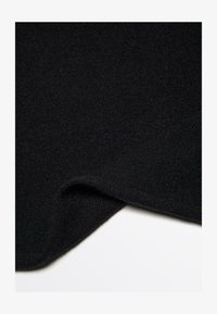 Non selezionato, black