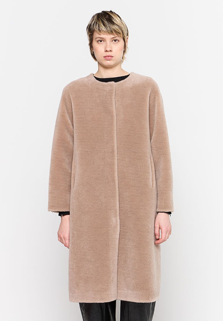 Oakwood Mantel lichtbruin Oakwood Mantel lichtbruin