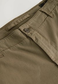 REGULAR FIT - TEXTURED  - Tygbyxor - tan brown