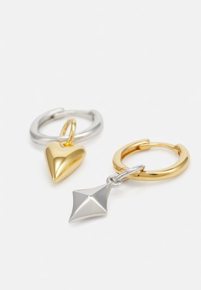 Avgvst HEARTS AND DIAMONDS MISMATCHED HOOPS - Kõrvarõngad - silver-coloured/gold-coloured