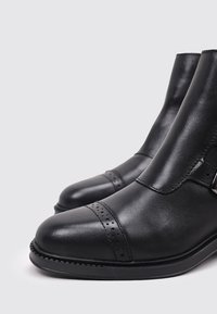Sandra Fontán VELILLA - Boots à talons - black
