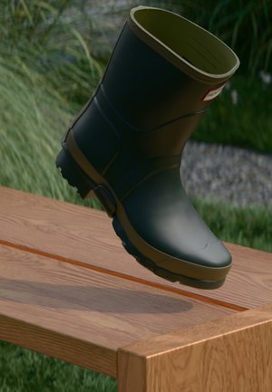 WOMENS GARDENER SHORT BOOT - Gumijas zābaki - dark olive/clay
