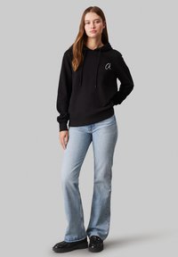 Calvin Klein Jeans EMBROIDERED REGULAR - Mikina s kapucí - ck black