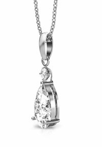 Collana con pendente in argento, caratterizzata da una pietra preziosa trasparente a forma di goccia, con una piccola pietra rotonda decorativa nella parte superiore e una catena a maglie.