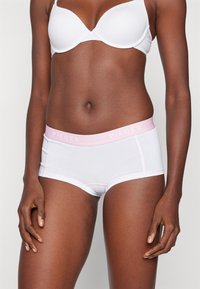 Pieces PCLOGO LADY 4 PACK - Kratke gaće - bright white/pink/hydrangea/fuchsia/misty rose