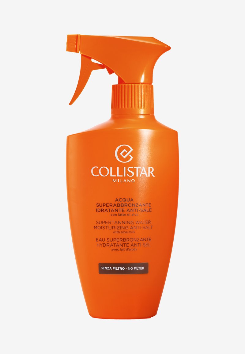 Oranje spuitfles met een triggerdouche. Bevat productbeschrijvingen in meerdere talen. Strak, gebogen ontwerp met een matte afwerking.