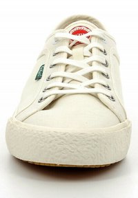 Kickers ARVEIL - Baskets basses - blanc