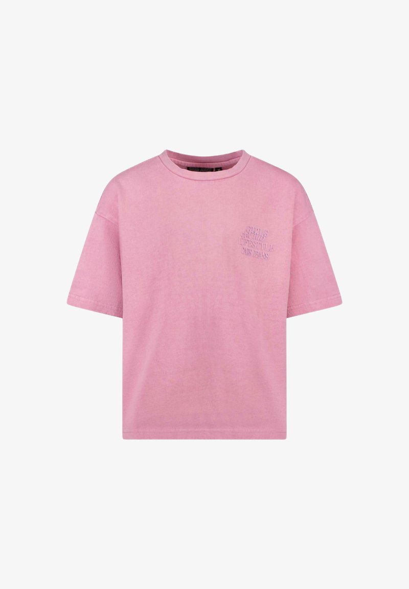 Roze katoenen t-shirt met korte mouwen, ronde hals en reliëftekst aan de linkerkant. Heeft een relaxte pasvorm en een zachte textuur.