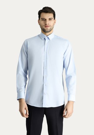 NON IRON (BÜEGELFREIES) CLASSIC CUT - Shirt - pale blue