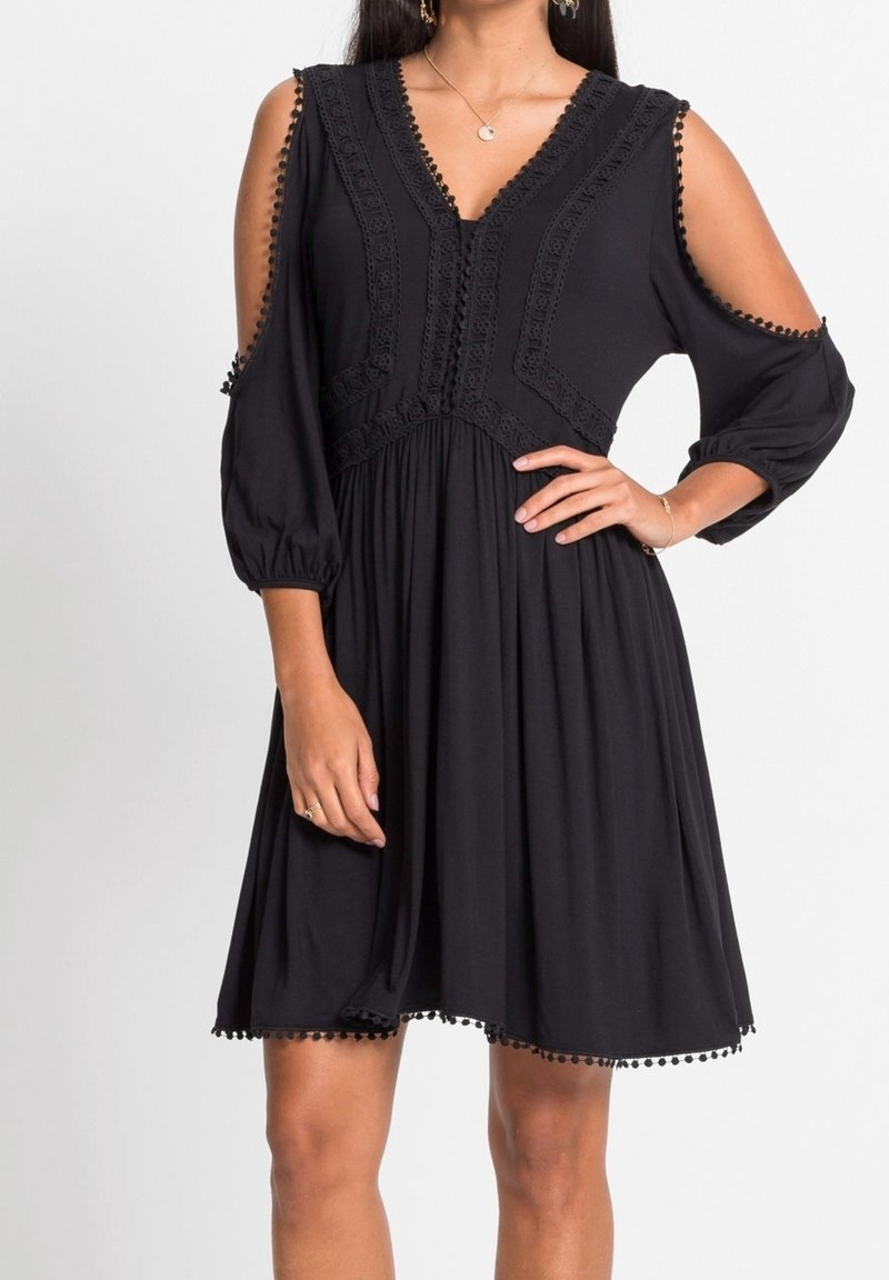 bonprix Vardagsklänning - black