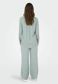 ONLY ONLYASMIN-SIESTA - Overhemdblouse - abyss