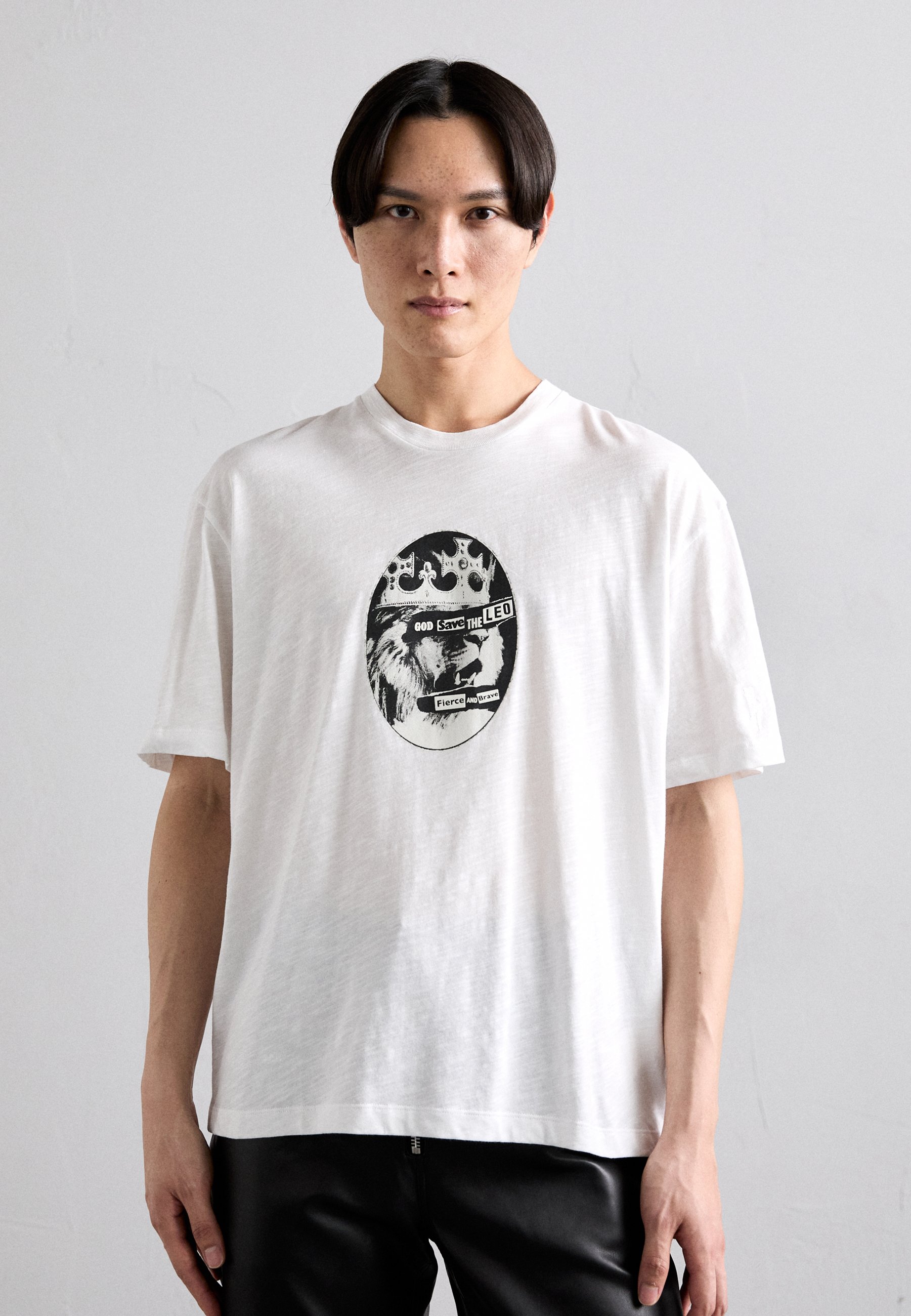 Neil Barrett DROPPED SHOULDER ROCK BAND ZODIAC LEON - Print T 